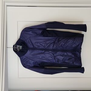 Athleta light puffy jacket. Medium. Purple